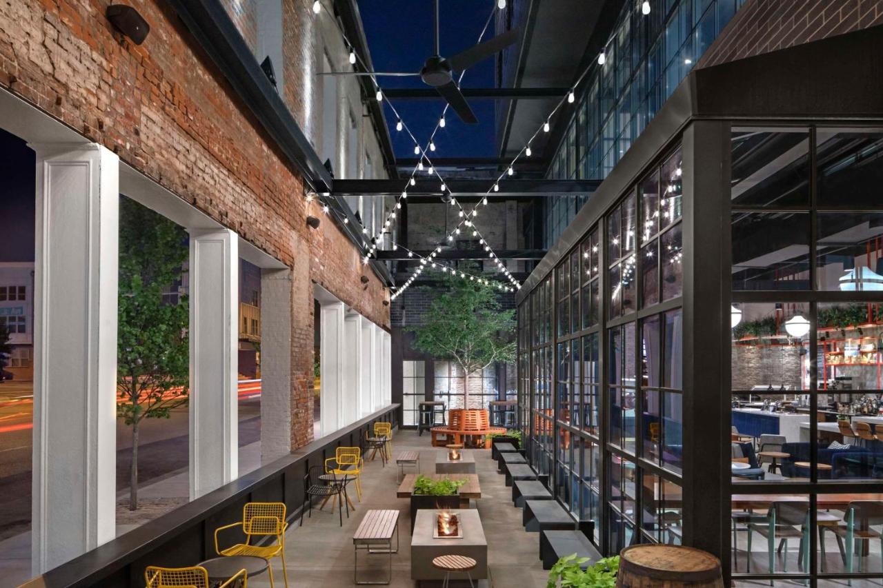 Caption By Hyatt Beale Street Memphis Exterior foto